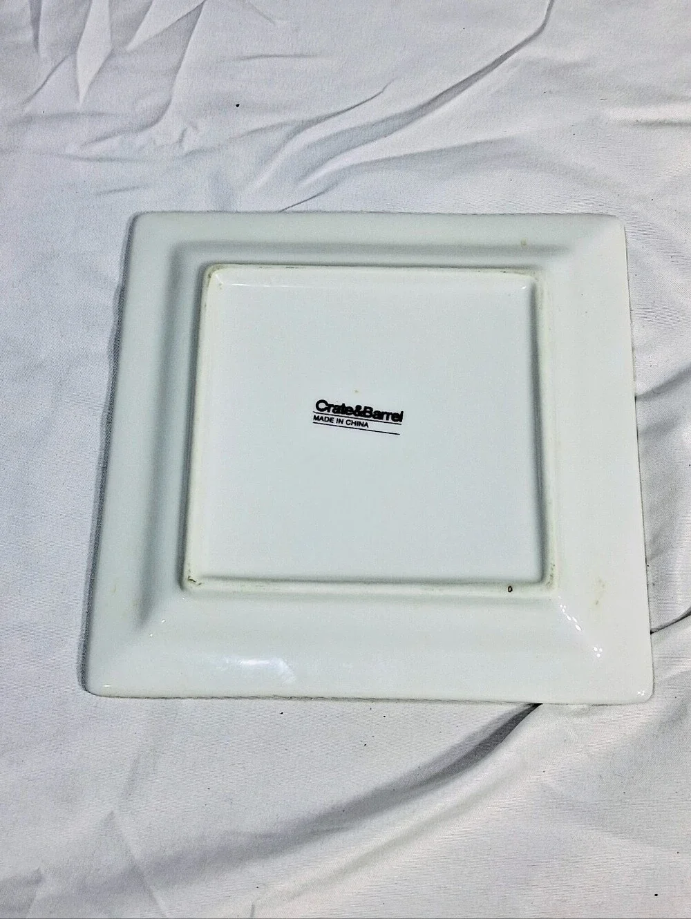 Set Of 2 Crate and Barrel Simple White Square Porcelain Dinner Plates 7
